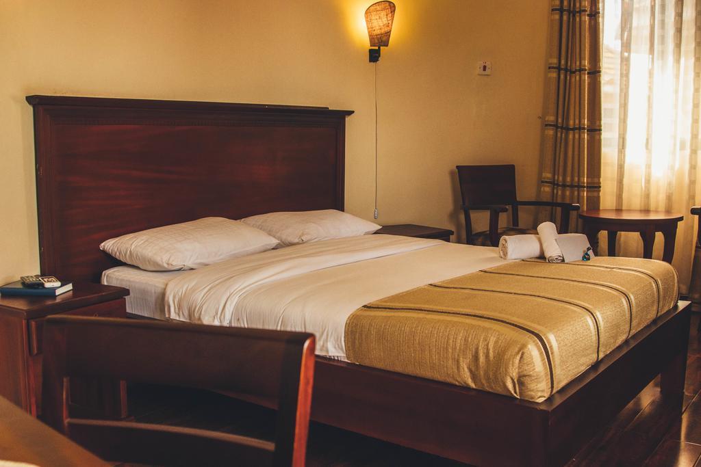 Nile Village Hotel&Spa Jinja Rum bild