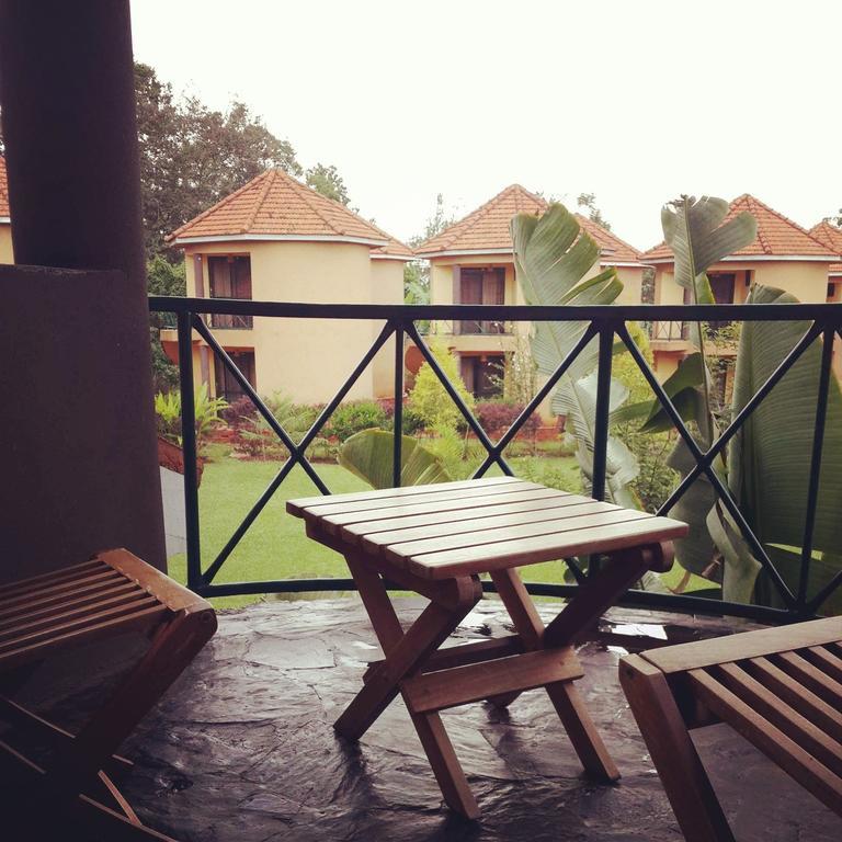 Nile Village Hotel&Spa Jinja Rum bild