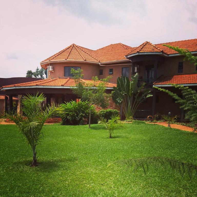 Nile Village Hotel&Spa Jinja Rum bild