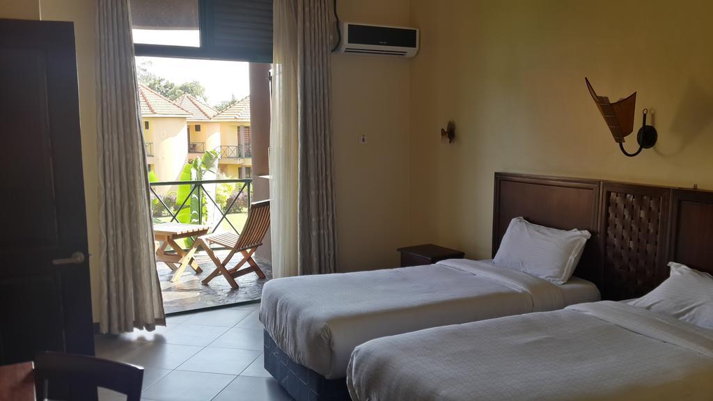 Nile Village Hotel&Spa Jinja Rum bild