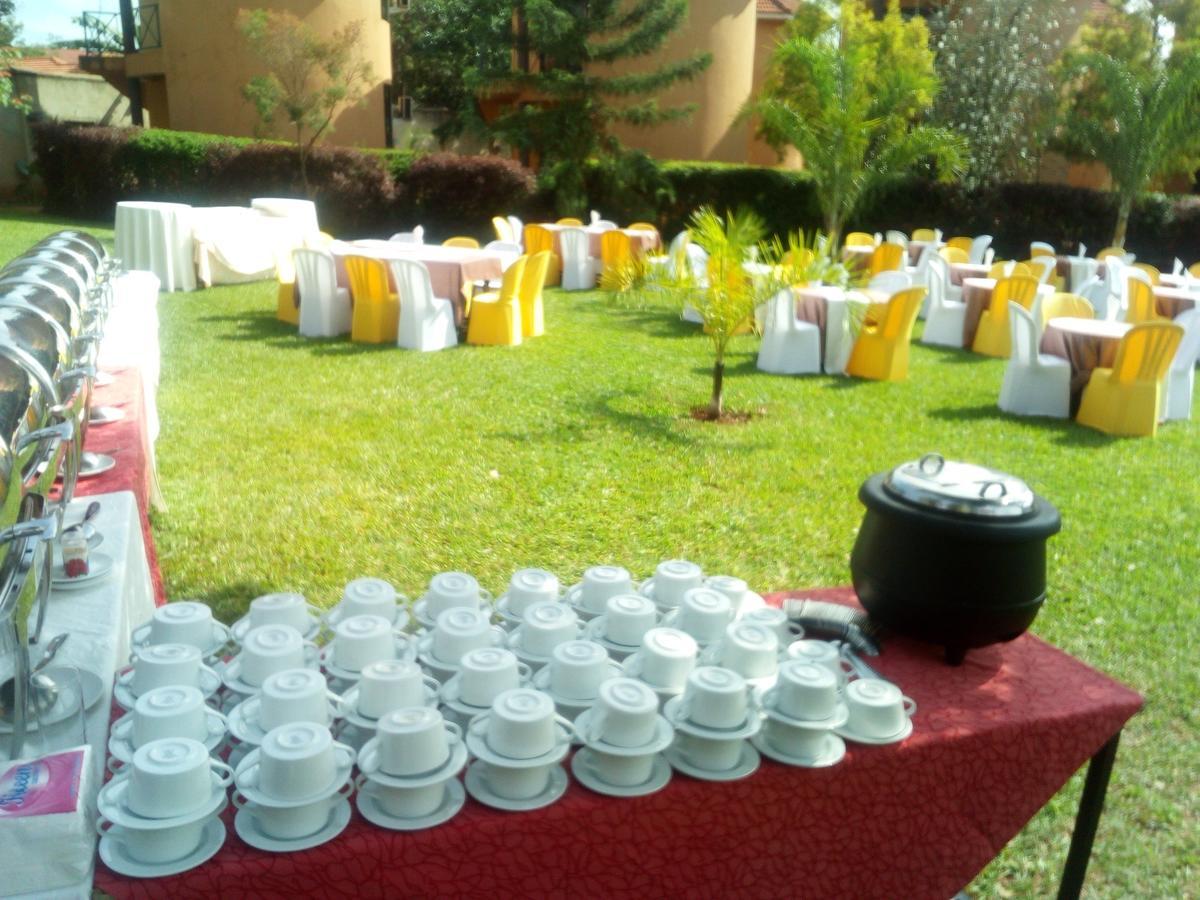 Nile Village Hotel&Spa Jinja Exteriör bild