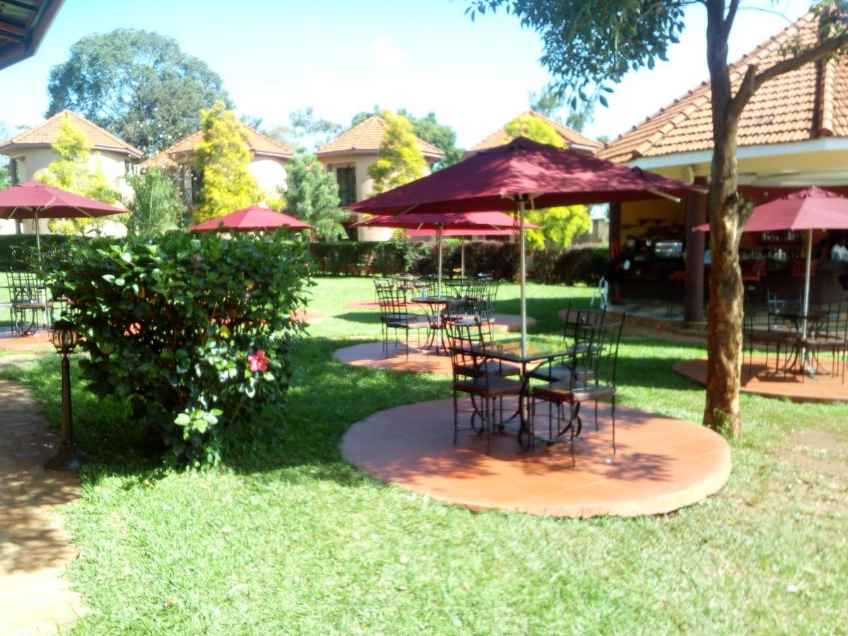 Nile Village Hotel&Spa Jinja Exteriör bild