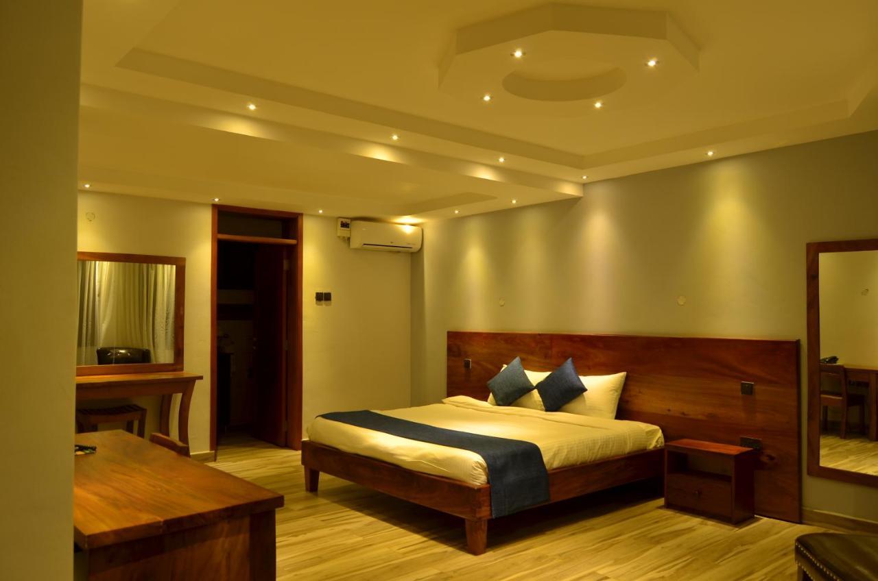 Nile Village Hotel&Spa Jinja Exteriör bild