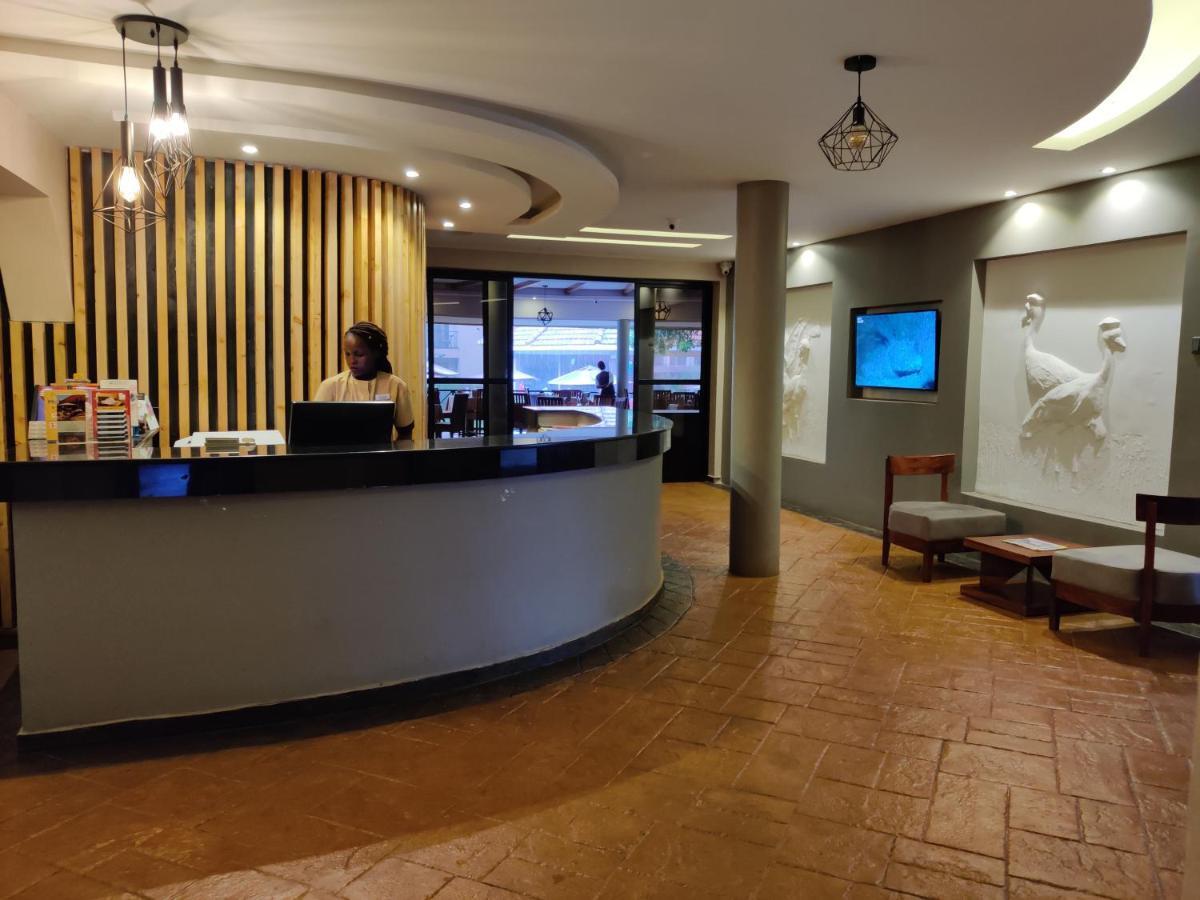 Nile Village Hotel&Spa Jinja Exteriör bild