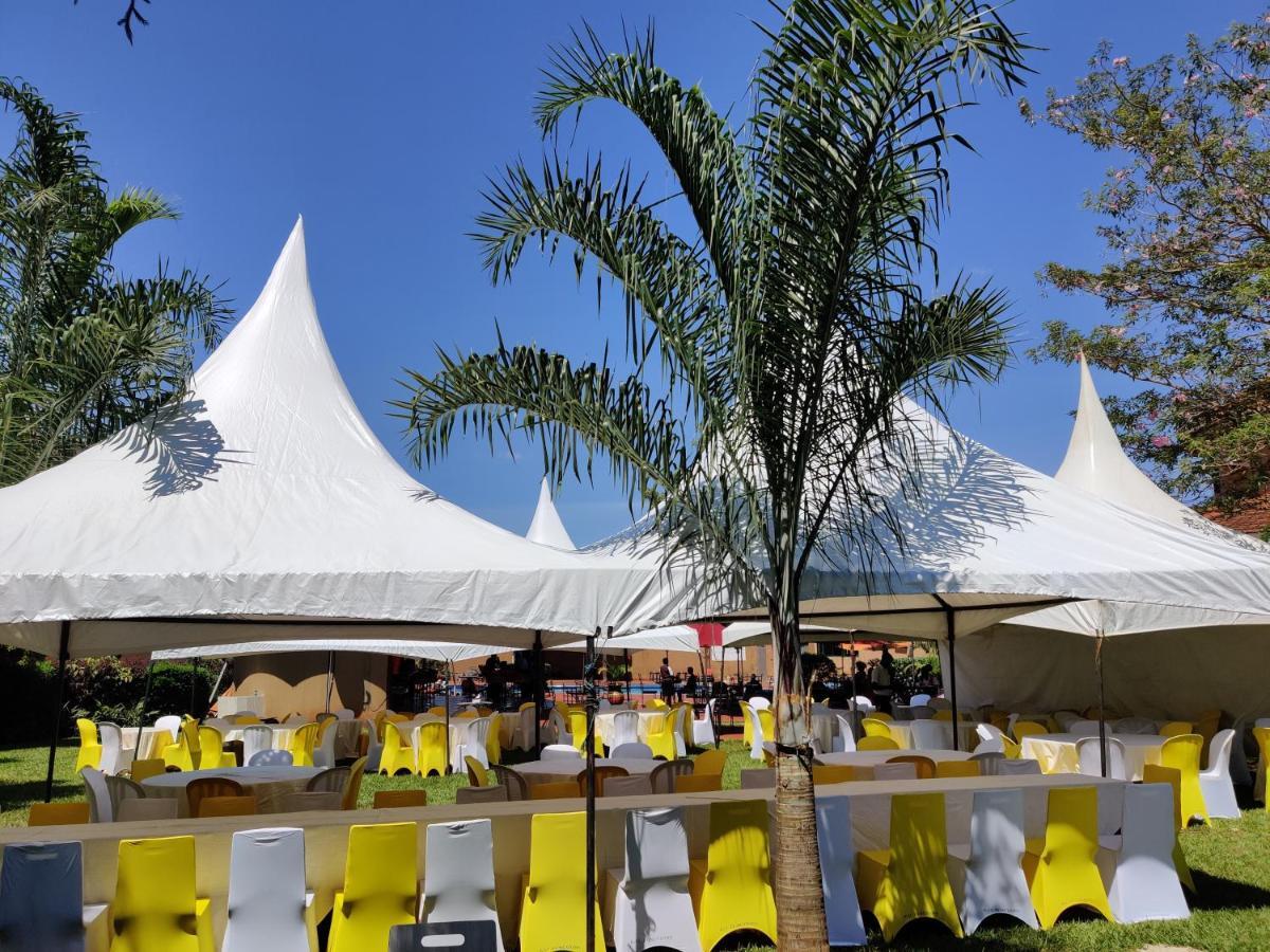 Nile Village Hotel&Spa Jinja Exteriör bild